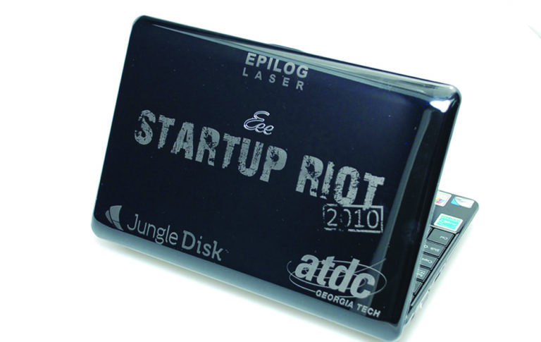 prmo-laptop_startup_riot-